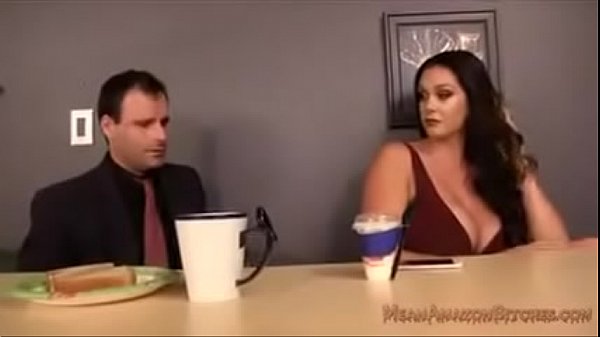 big boobs slut fucking in meeting room